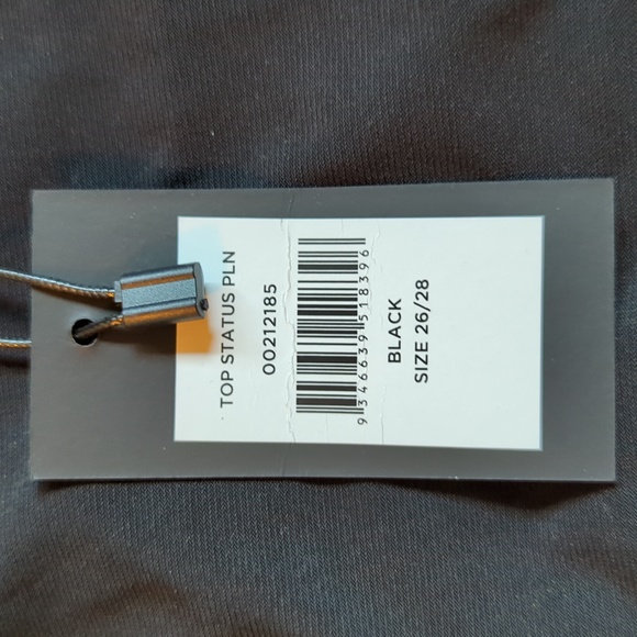 Arna York Collection NWT sz 26/28 Women's Jet Black V-Neck Cross Over Blouse - Picture 5 of 5